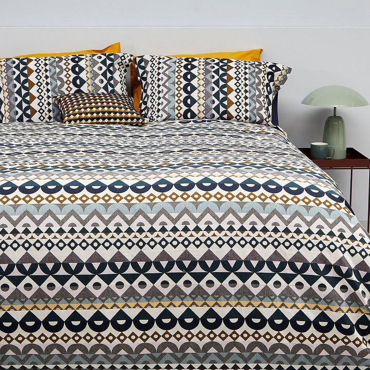 Lewes Bed Linen | Jacquard Double Weave