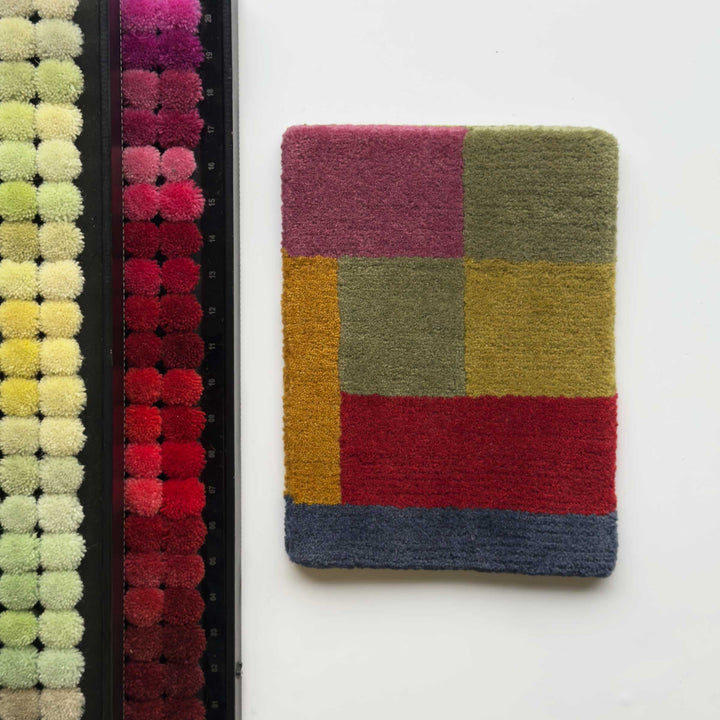 Assembly Rug | Returnable Sample